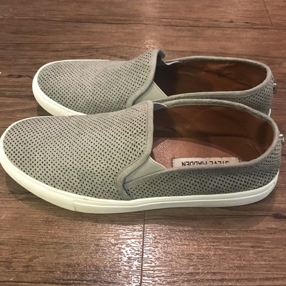 Steve Madden Shoes - Picture 2 of 5